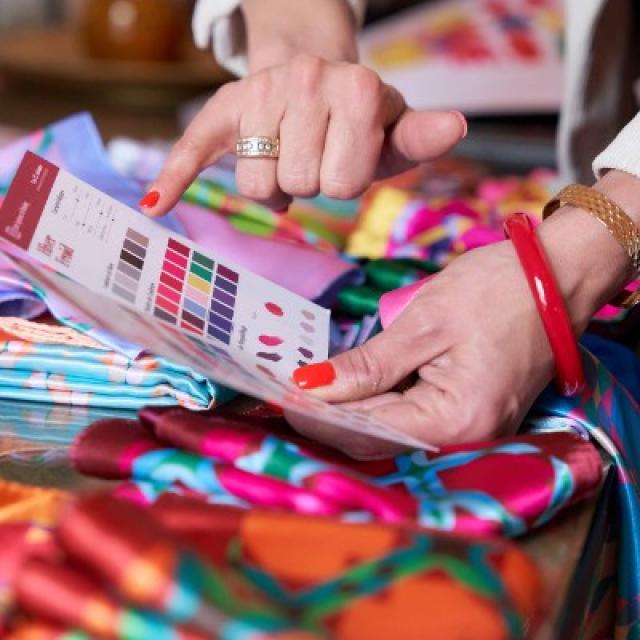 Formation Colorimétrie & Visagisme -  le diagnostic couleur qui transforme votre conseil client à Cannes 